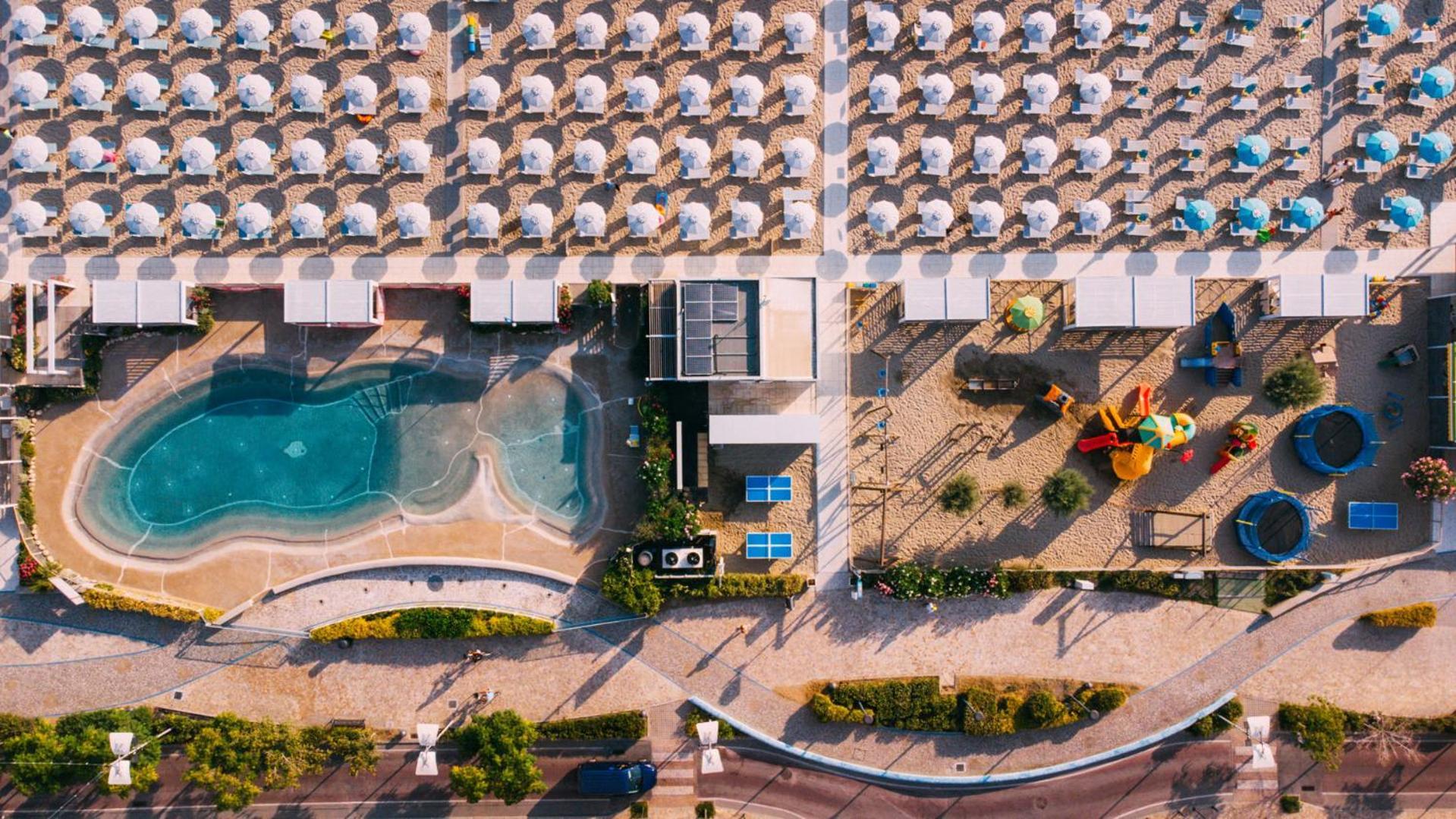 Hotel International Direttamente Sulla Sabbia ميسانو ادرياتيكو المظهر الخارجي الصورة